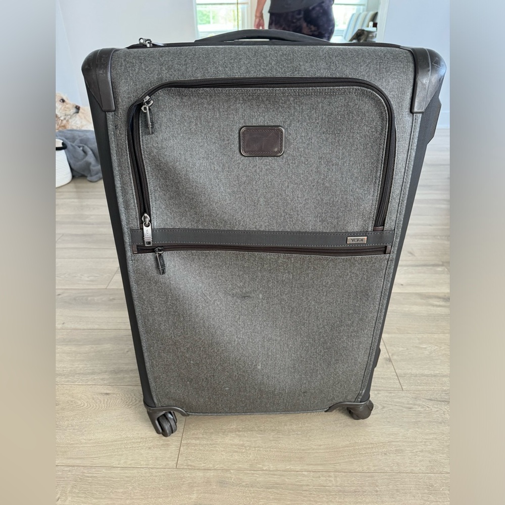 Alpha Tumi Extended Weekend 4 Wheeled Packing Case